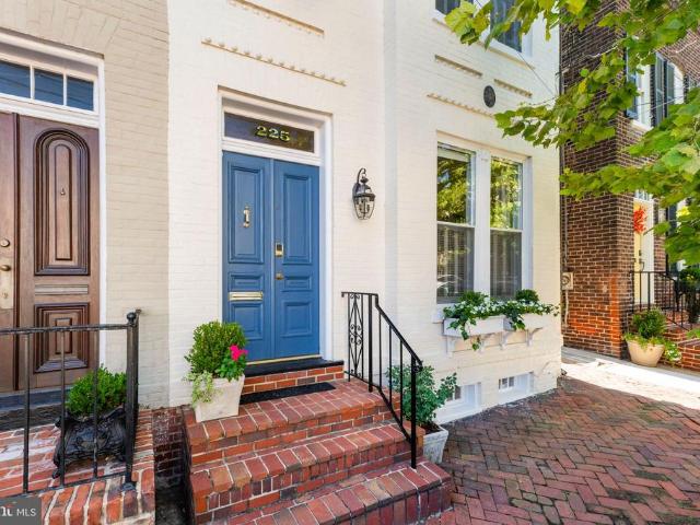 Townhouse for sale in Virginia