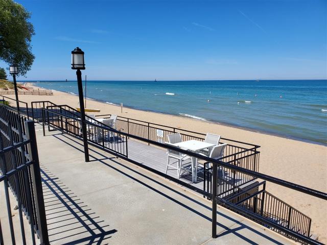 Condo for sale in South Haven, Michigan