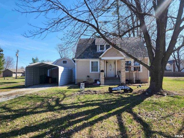 House for sale in Blandinsville, Illinois