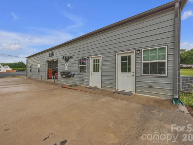 Commercial for sale in Hiddenite, North Carolina