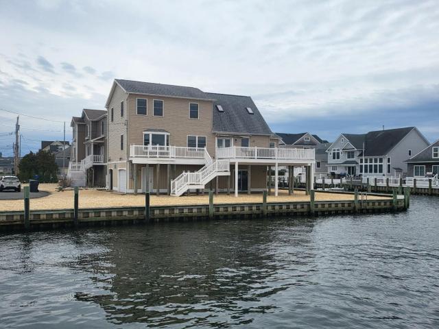 House for sale in Normandy Beach, New Jersey