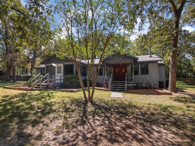 House for sale in Crockett, Texas