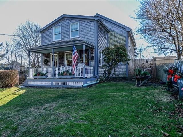 House for sale in Portsmouth, Rhode Island