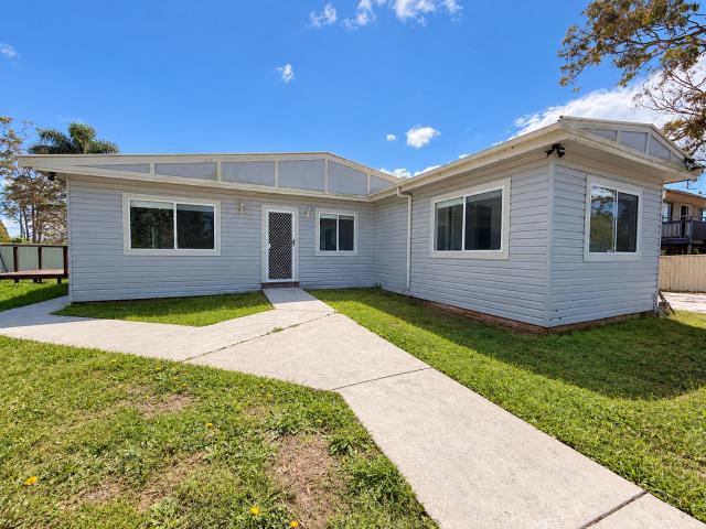 House for rent in Charmhaven, Central Coast Council