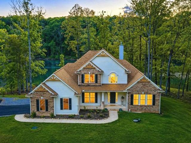 House for sale in Virginia