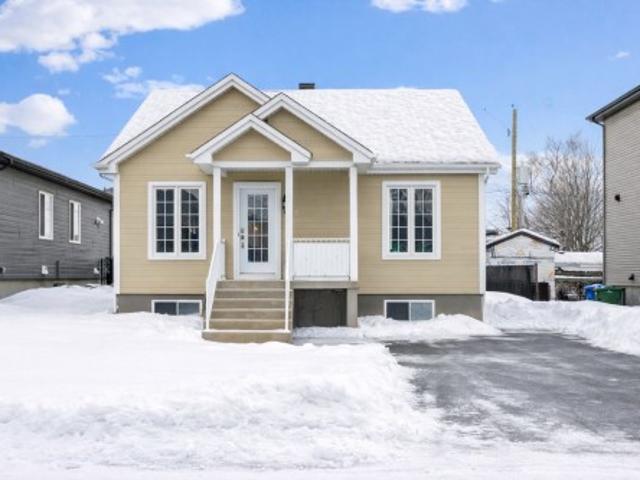 House for sale in Roussillon, Quebec