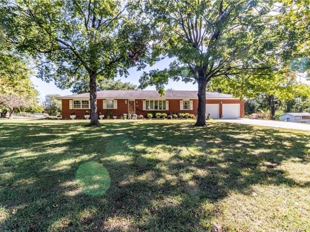 House for sale in Windsor, Pettis County