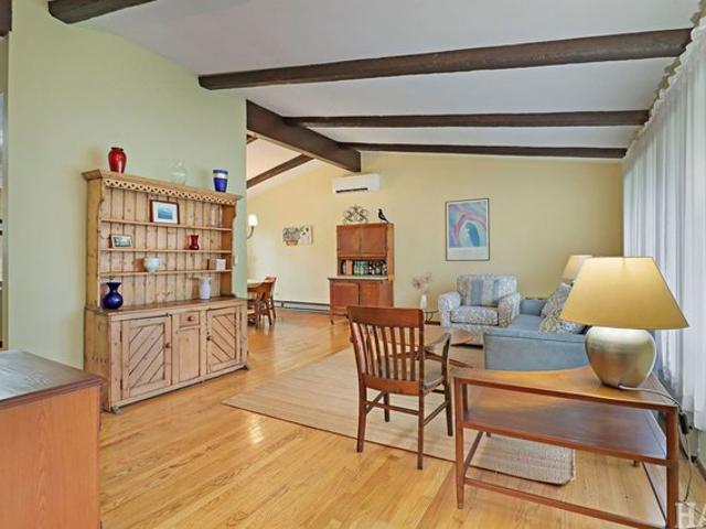 House for sale in Lakewood Heights, Mundelein