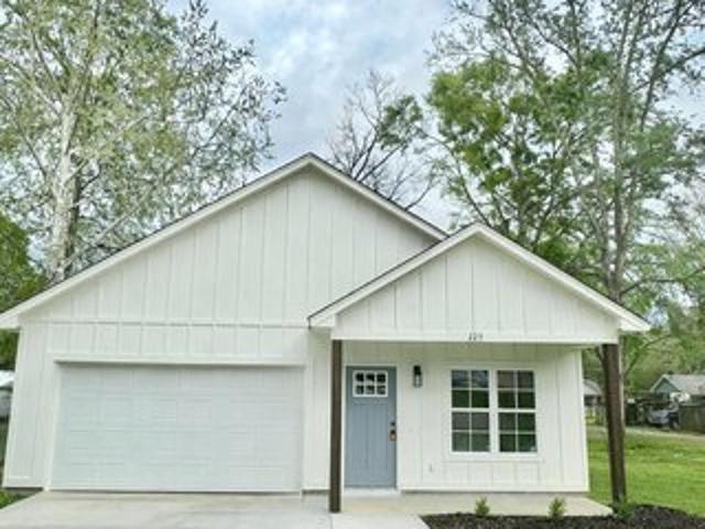 House for sale in Magee, Mississippi