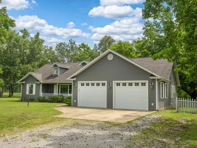 House for sale in Harrisburg, Illinois