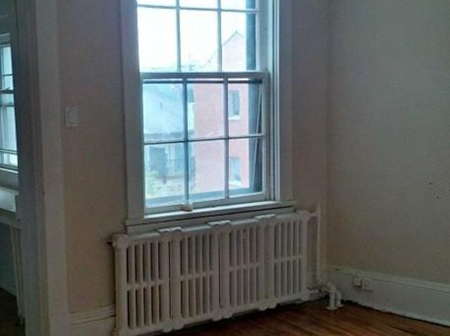 Apartment for rent in Mulhurst Bay, Ontario