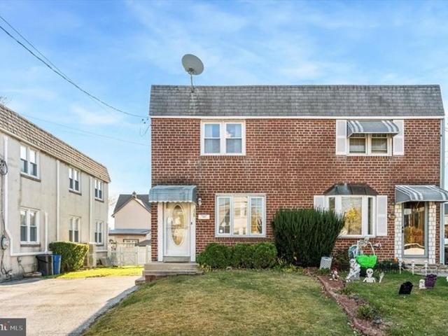 Townhouse for sale in Delco, Pennsylvania