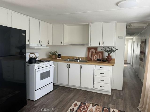 House for sale in Apple Valley, California