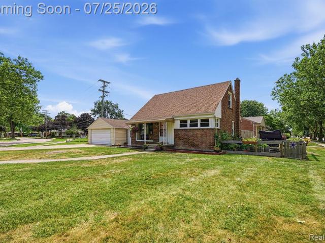 House for sale in Saint Clair Shores, Michigan
