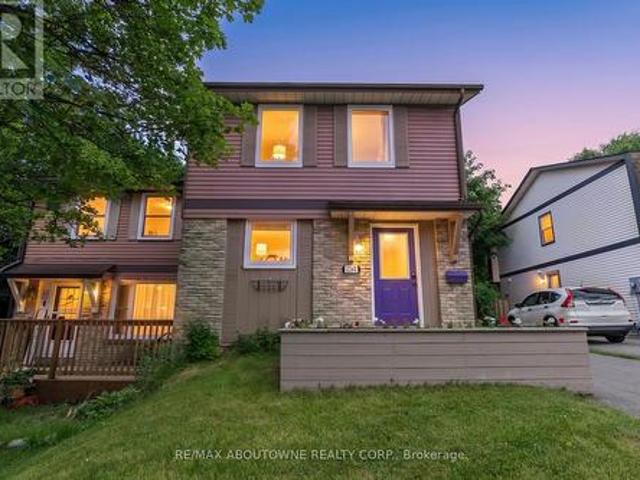 House for sale in Burlington, Ontario