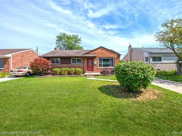 House for sale in Saint Clair Shores, Michigan