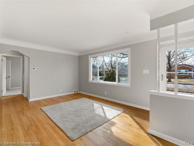 Property for rent in Saint Clair Shores, Michigan