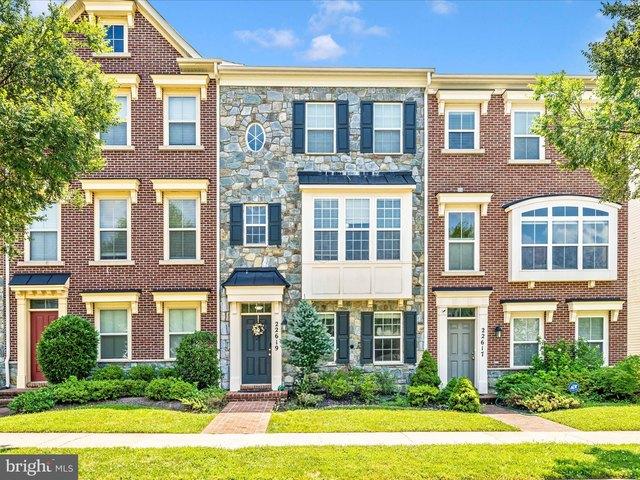 Townhouse for sale in Clarksburg, Montgomery County