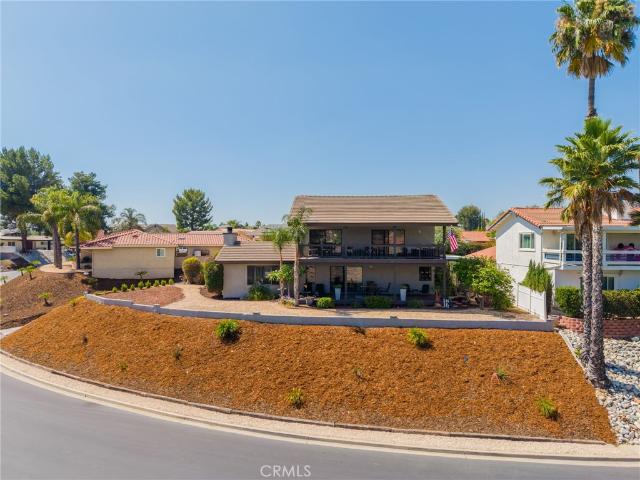 House for sale in Canyon Lake, California