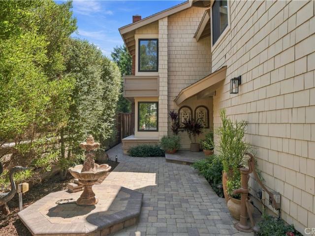 House for sale in The Forest, Lake Forest