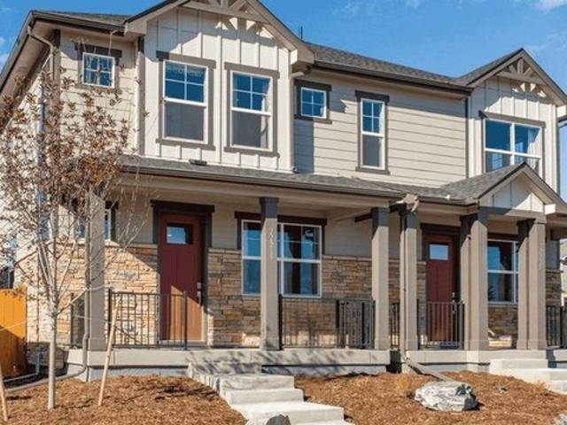 Townhouse for sale in Aurora, Colorado