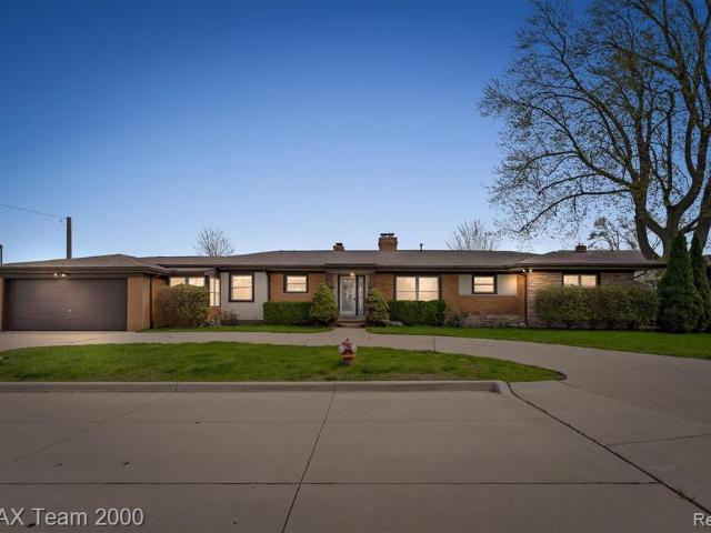 House for sale in Saint Clair Shores, Michigan