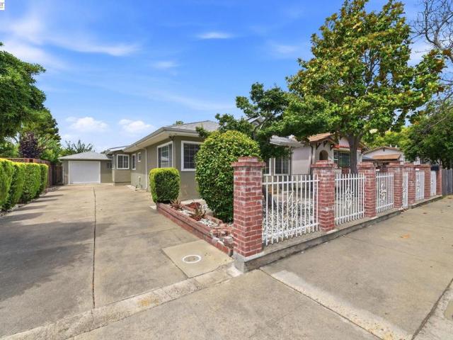 House for sale in Hayward, California