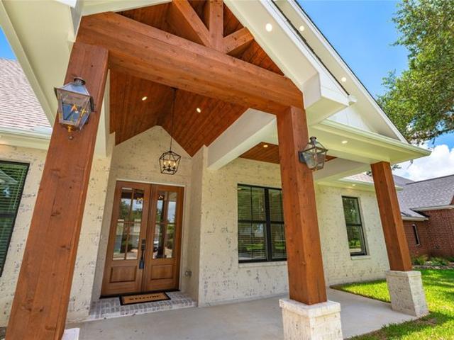 House for sale in West Columbia, Texas