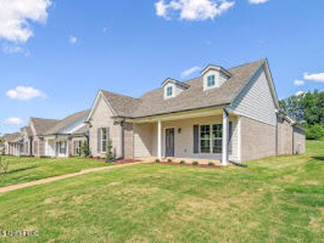 House for sale in Hernando, Mississippi