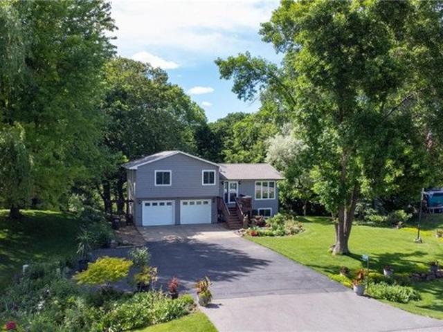 House for sale in Darwin, Minnesota