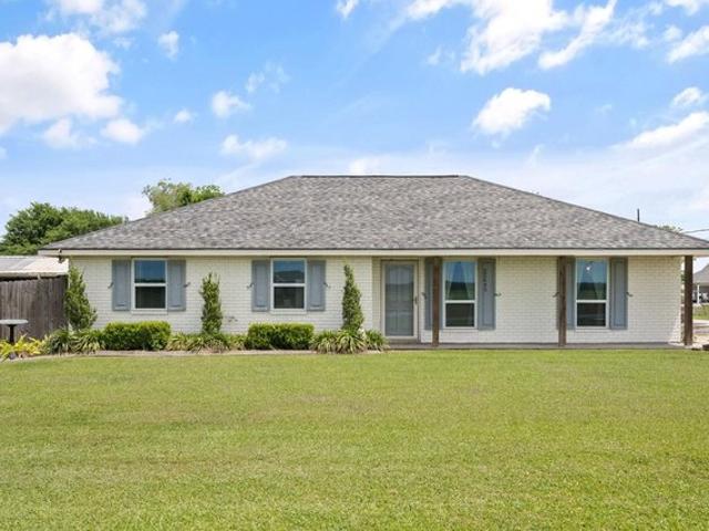 House for sale in Vacherie, Louisiana