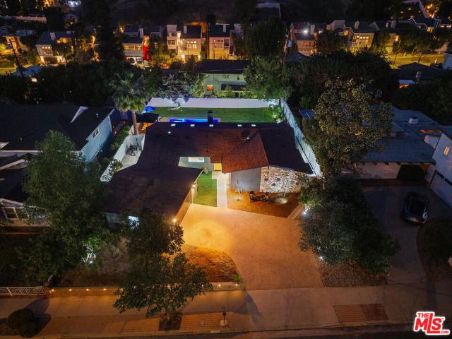 House for sale in Woodland Hills-Warner Center Neighborhood Council District, Canoga Park