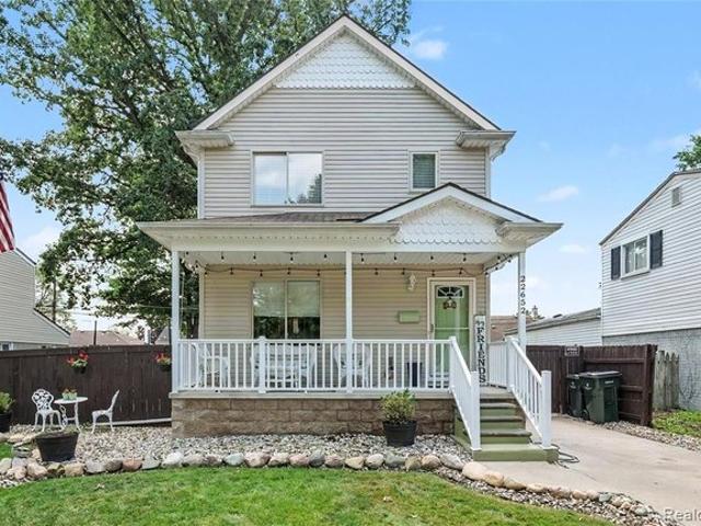 House for sale in Saint Clair Shores, Michigan