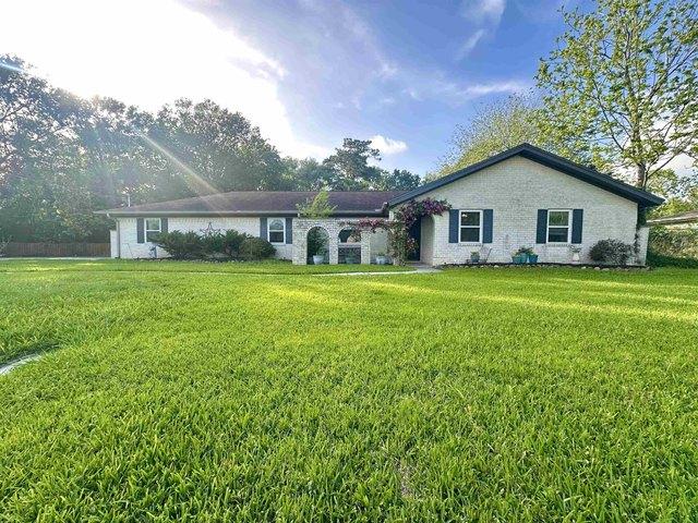 House for sale in Bridge City, Texas