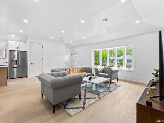 House for sale in Queens, Arverne
