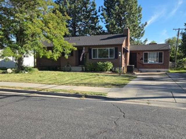House for sale in Roy, Utah
