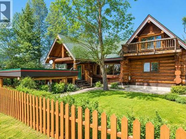 House for sale in Rossland, British Columbia