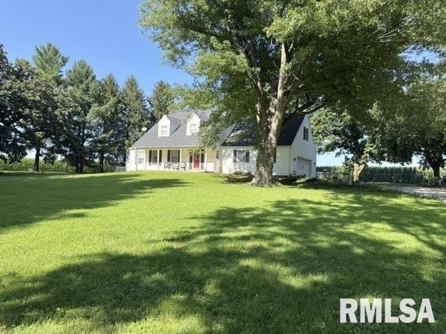 House for sale in Edinburg, Illinois