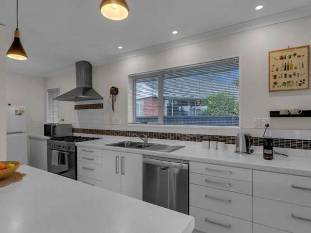 Townhouse for sale in Bishopdale, Canterbury