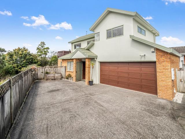 House for rent in Wairau Valley