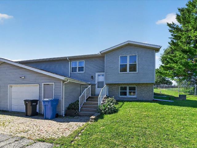 Condo for sale in Sun Prairie, Wisconsin