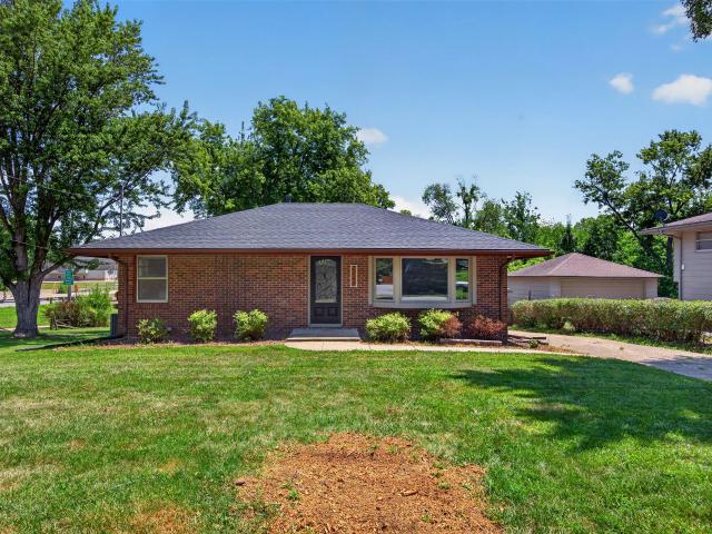 House for sale in Urbandale, Iowa