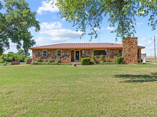 House for sale in Washita, Oklahoma
