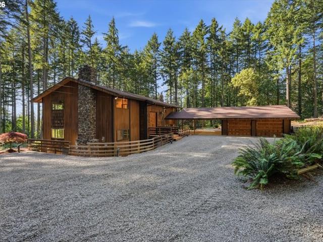 House for sale in Oregonia