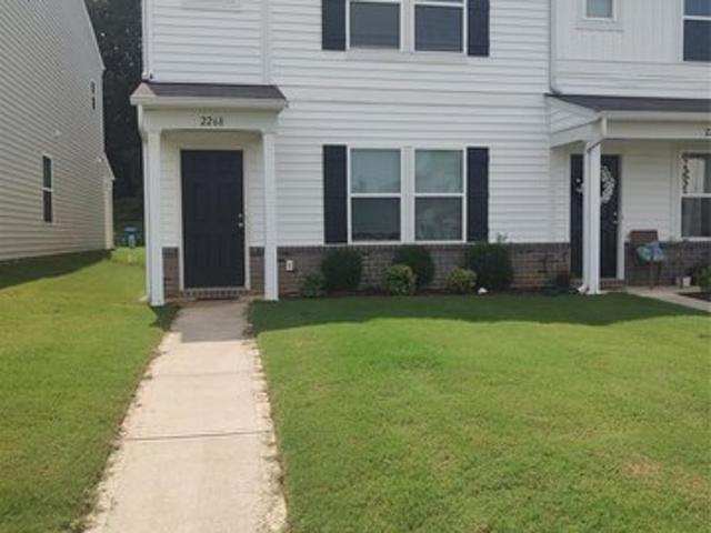 Townhouse for sale in Sunrise Park, Salisbury