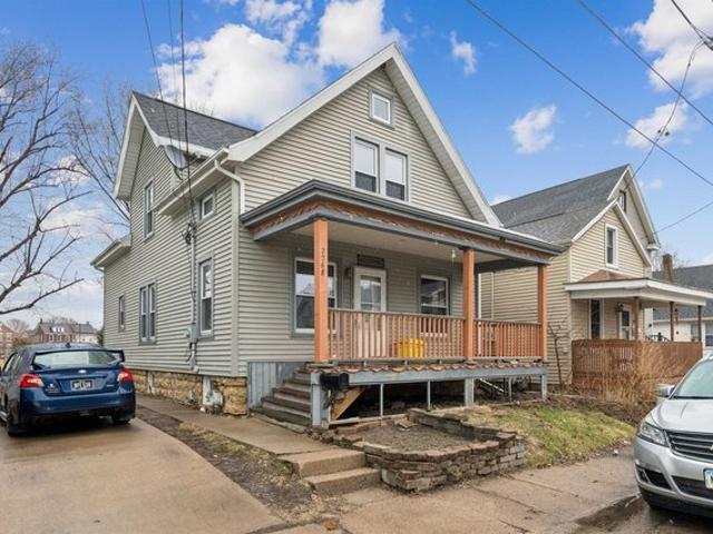 House for sale in Dubuque, Iowa