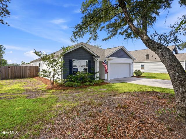 House for sale in Bolivia, North Carolina