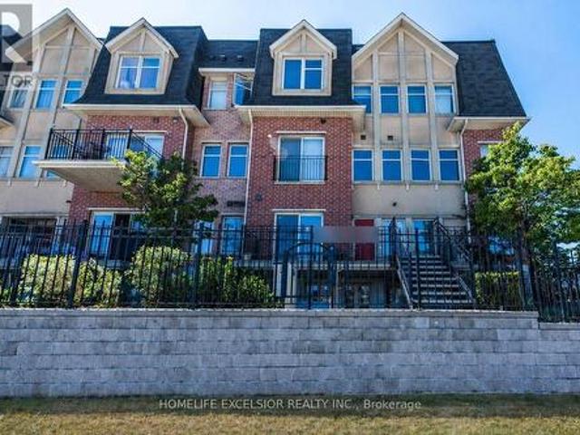 Townhouse for sale in Woburn, Ontario