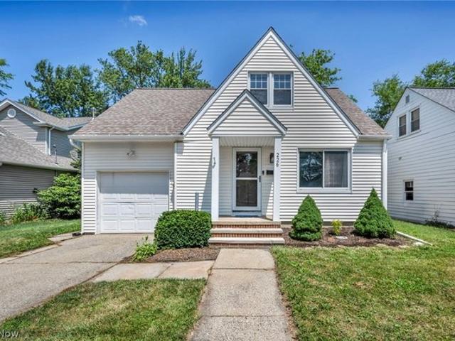 House for sale in Berea, Ohio