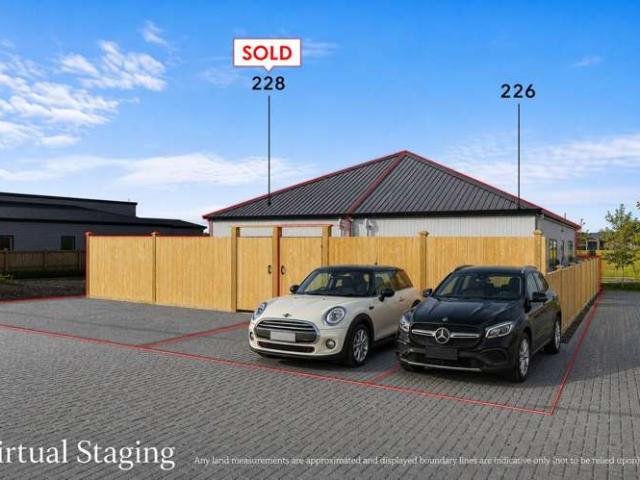 Townhouse for sale in Awhitu, Oroua County